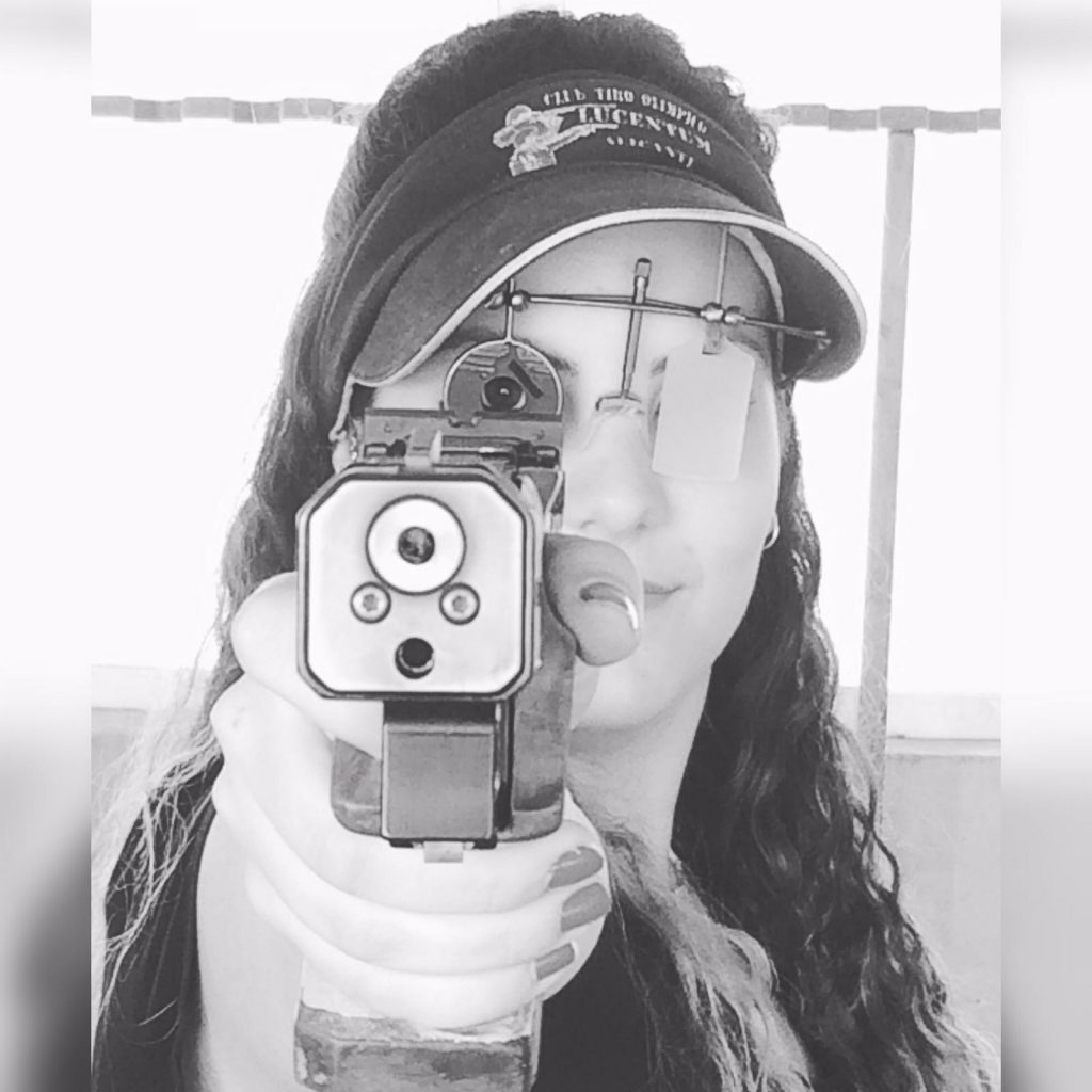 LA ELDENSE ALICIA OLIVARES, CAMPEONA DE ESPAÑA DE PISTOLA DEPORTIVA